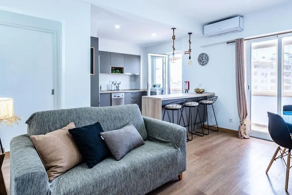 Faro Center With Ac & Wifi Daire 0*,